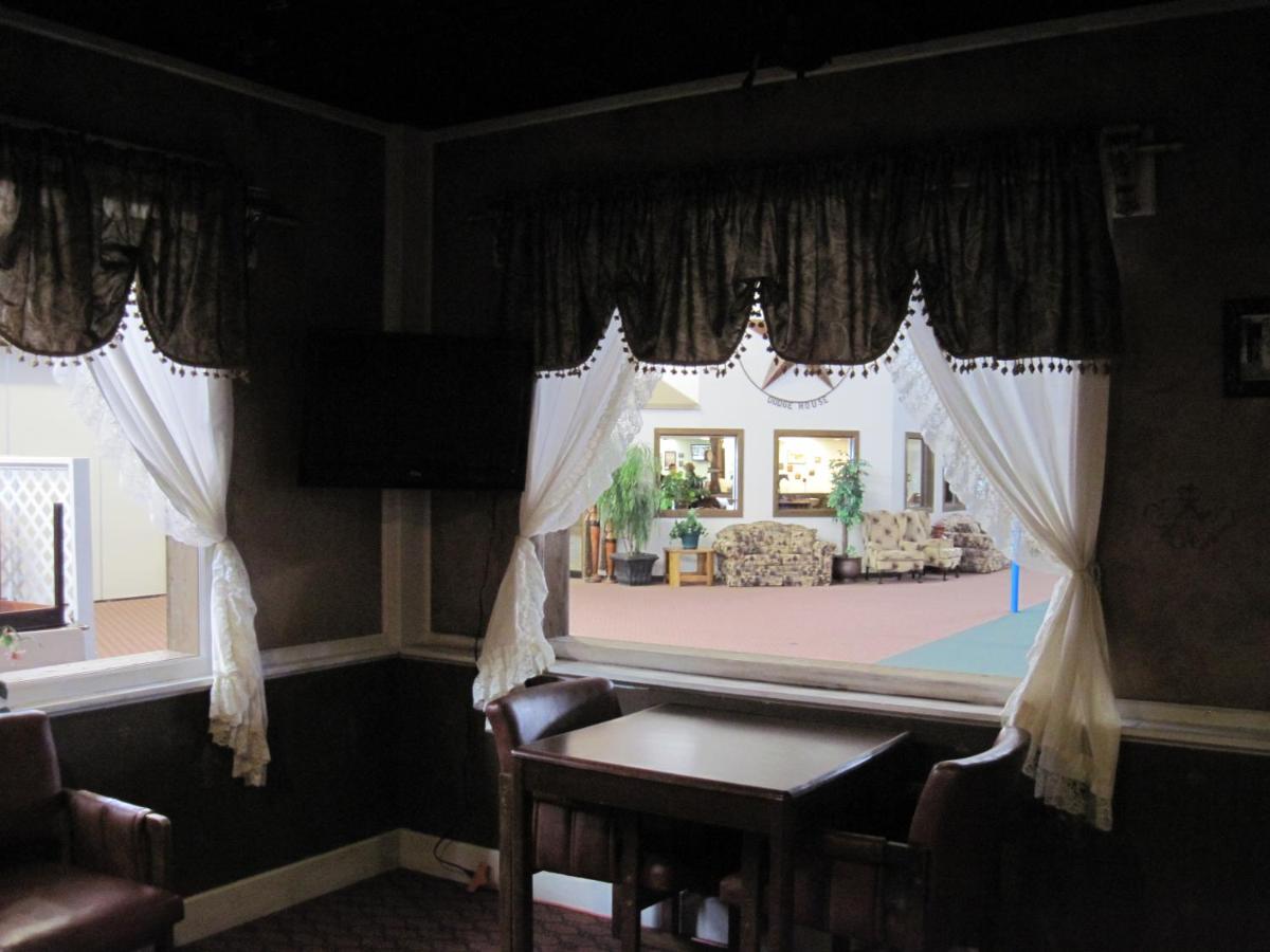 | Dodge House Hotel