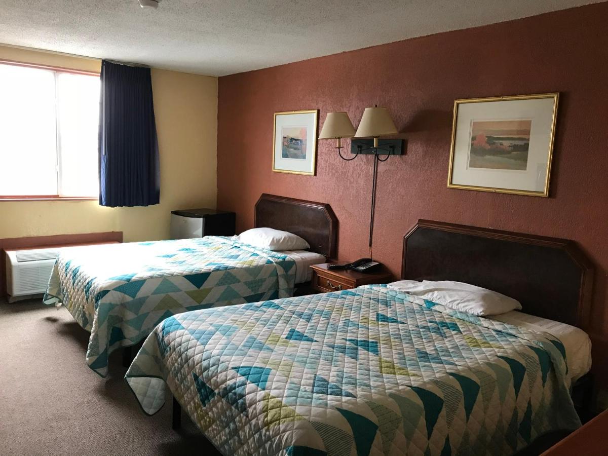 | Economy Inn