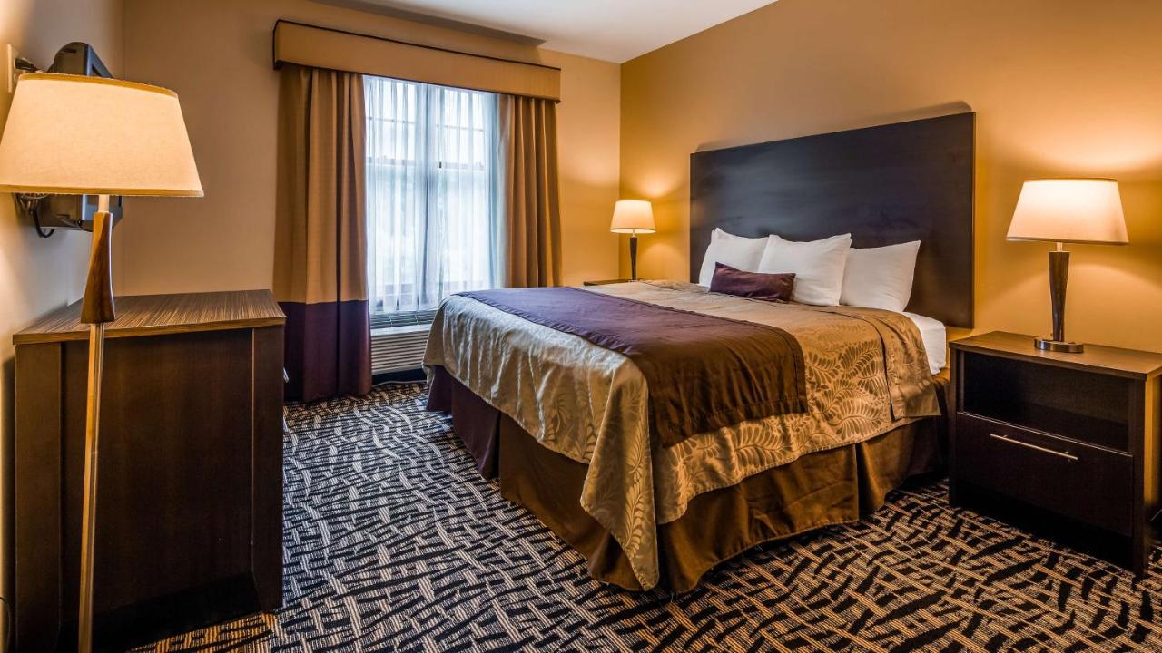  | Best Western Plus The Inn & Suites At The Falls