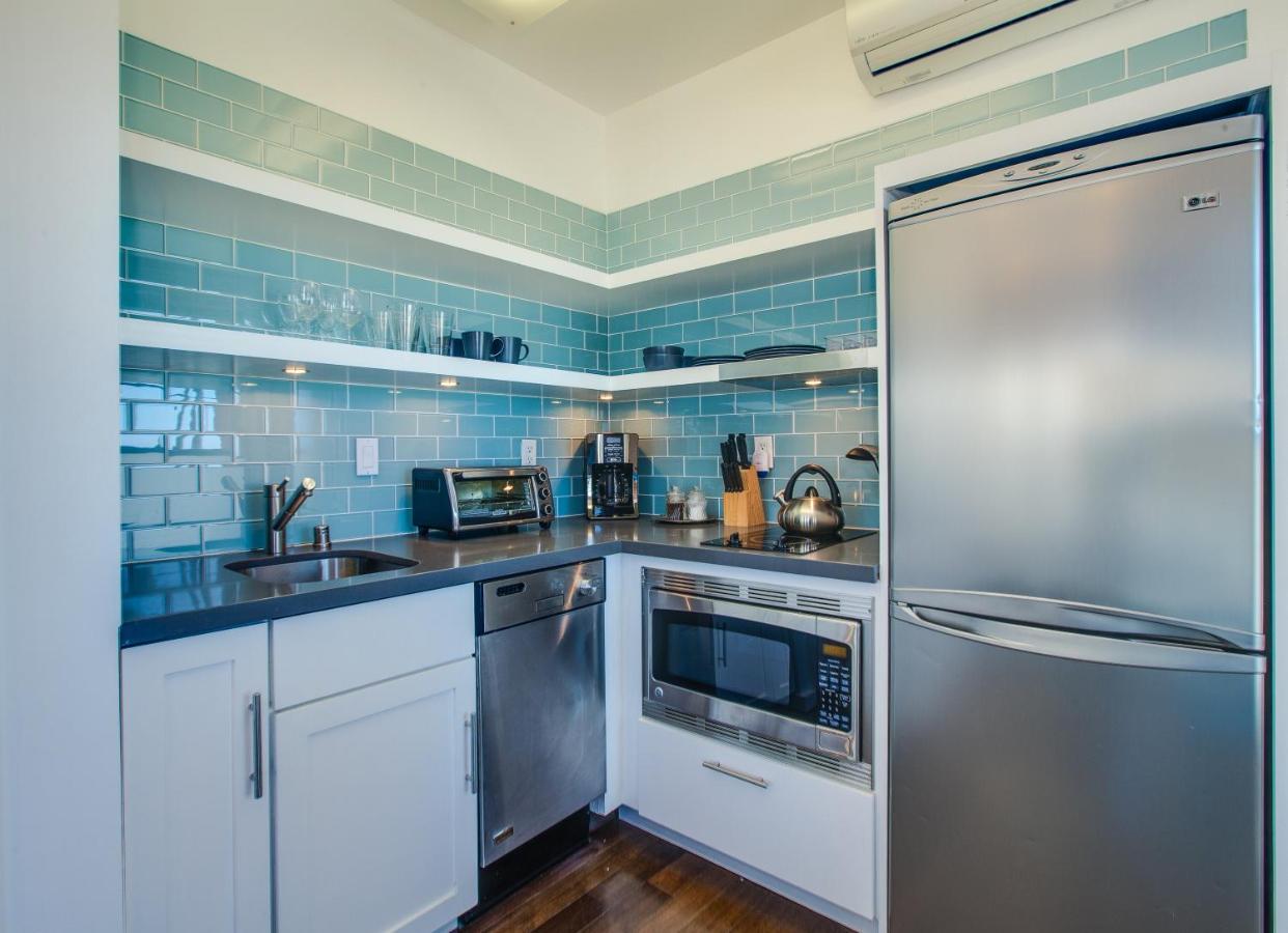 | Venice Breeze Suites