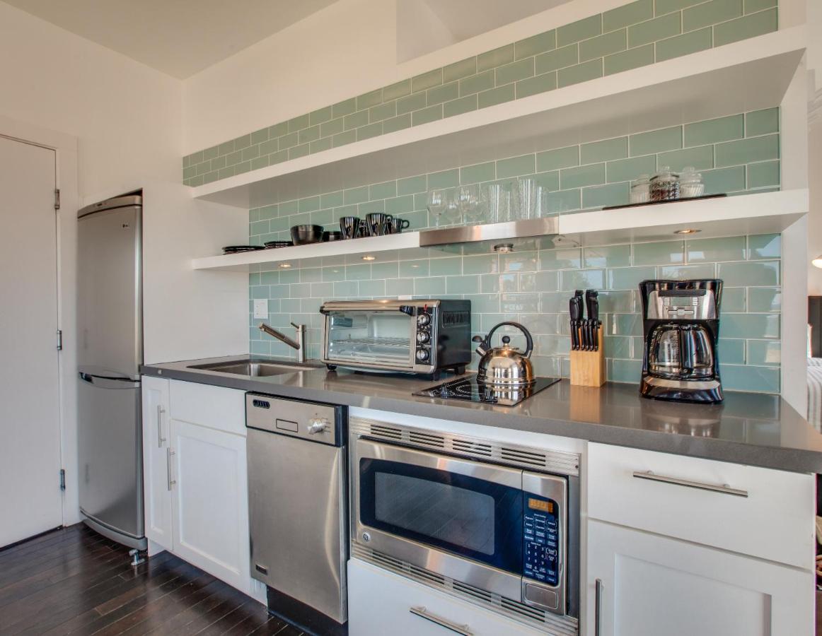| Venice Breeze Suites