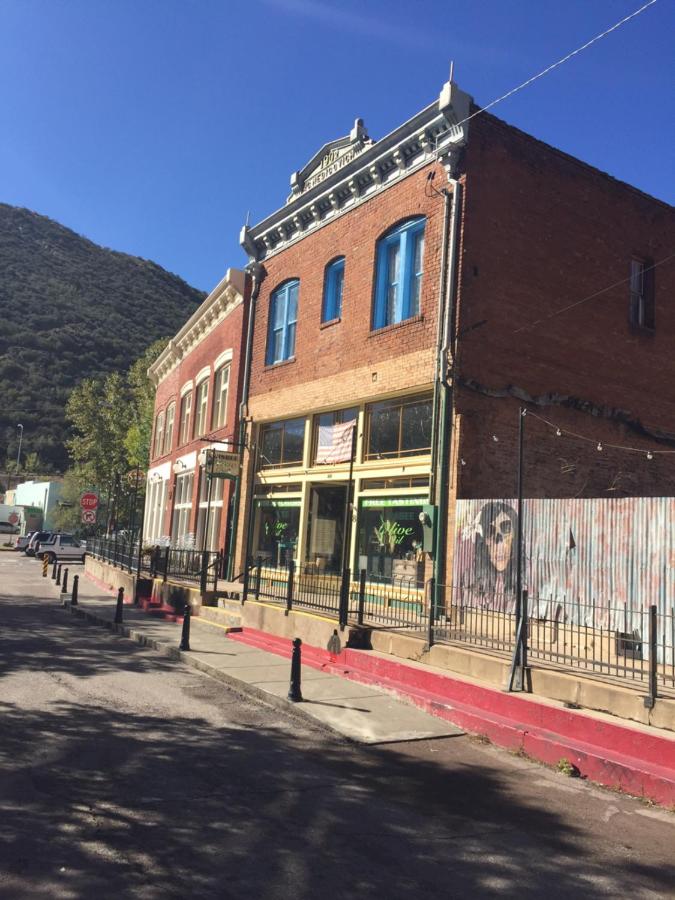 | Bisbee Brownstone Suites