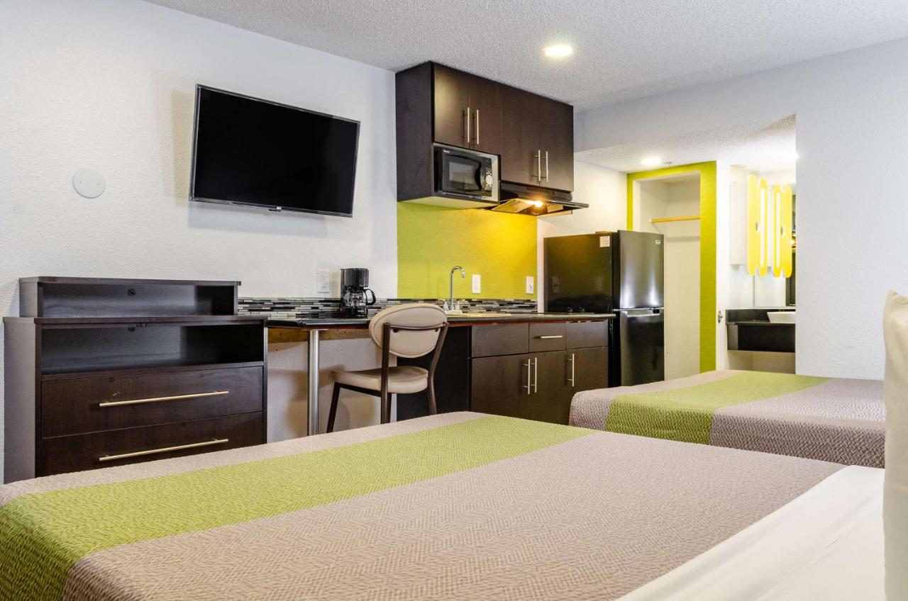 | Studio 6-Fresno, CA - Extended Stay