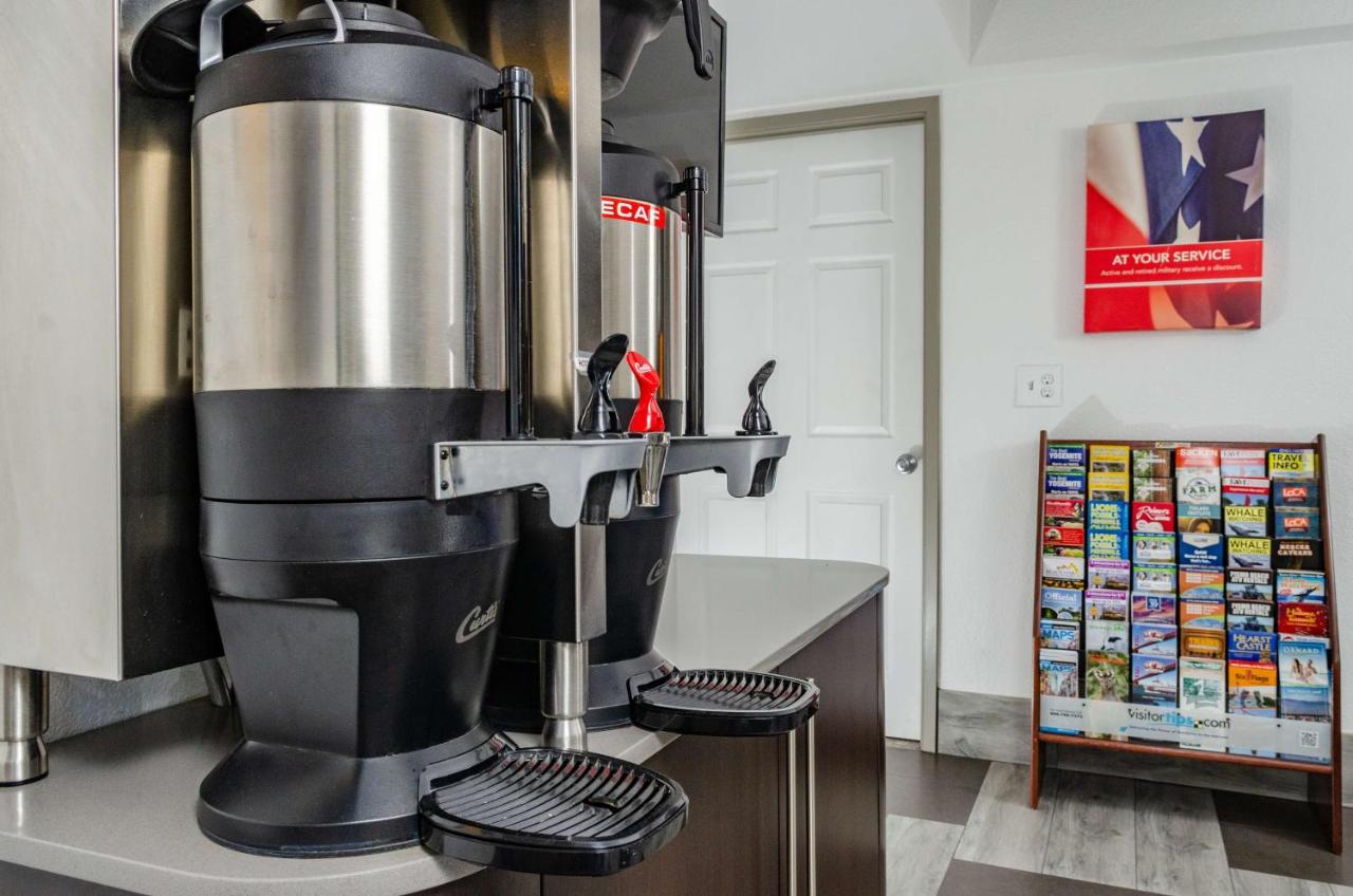 | Studio 6-Fresno, CA - Extended Stay