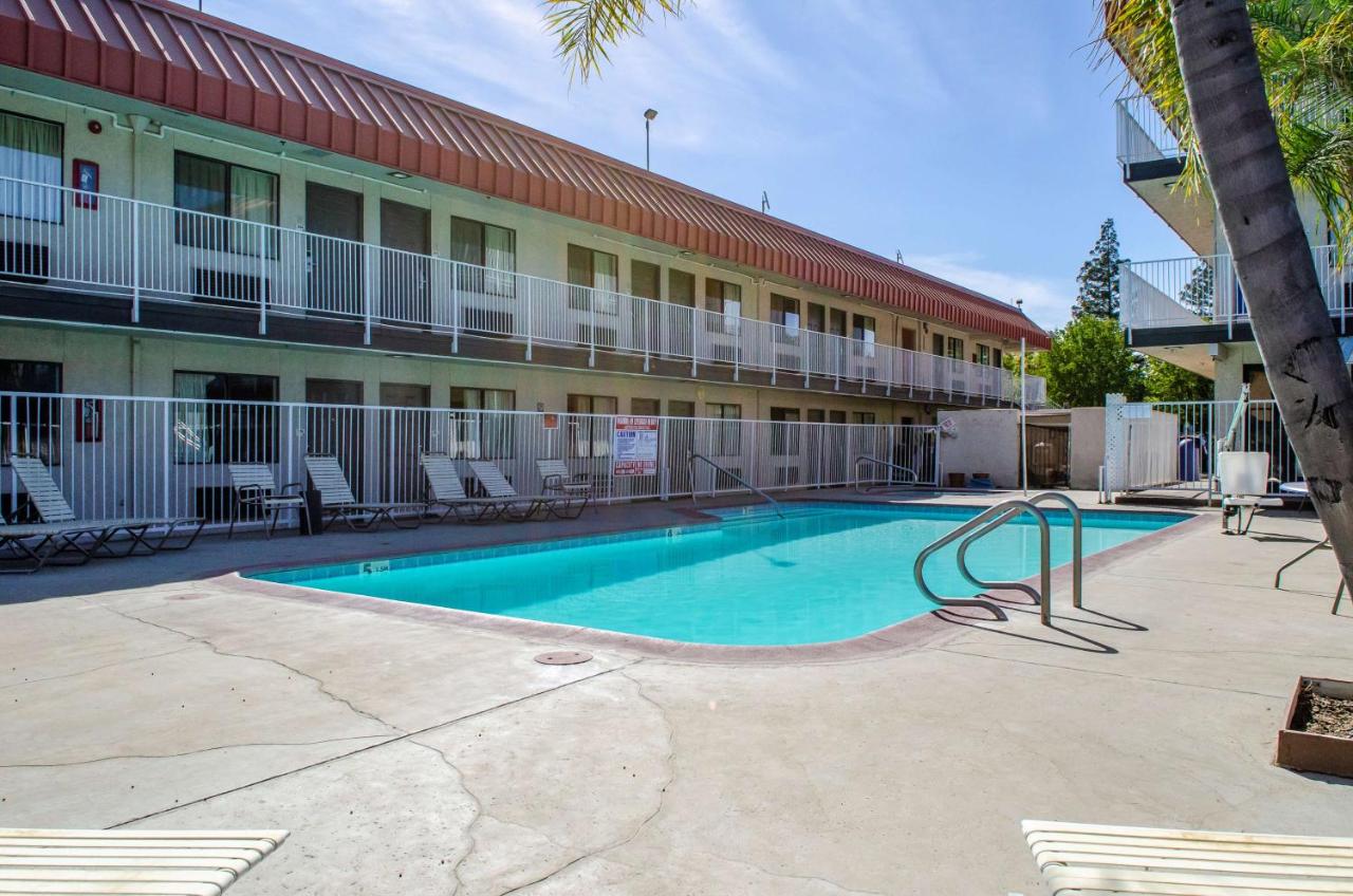  | Studio 6-Fresno, CA - Extended Stay