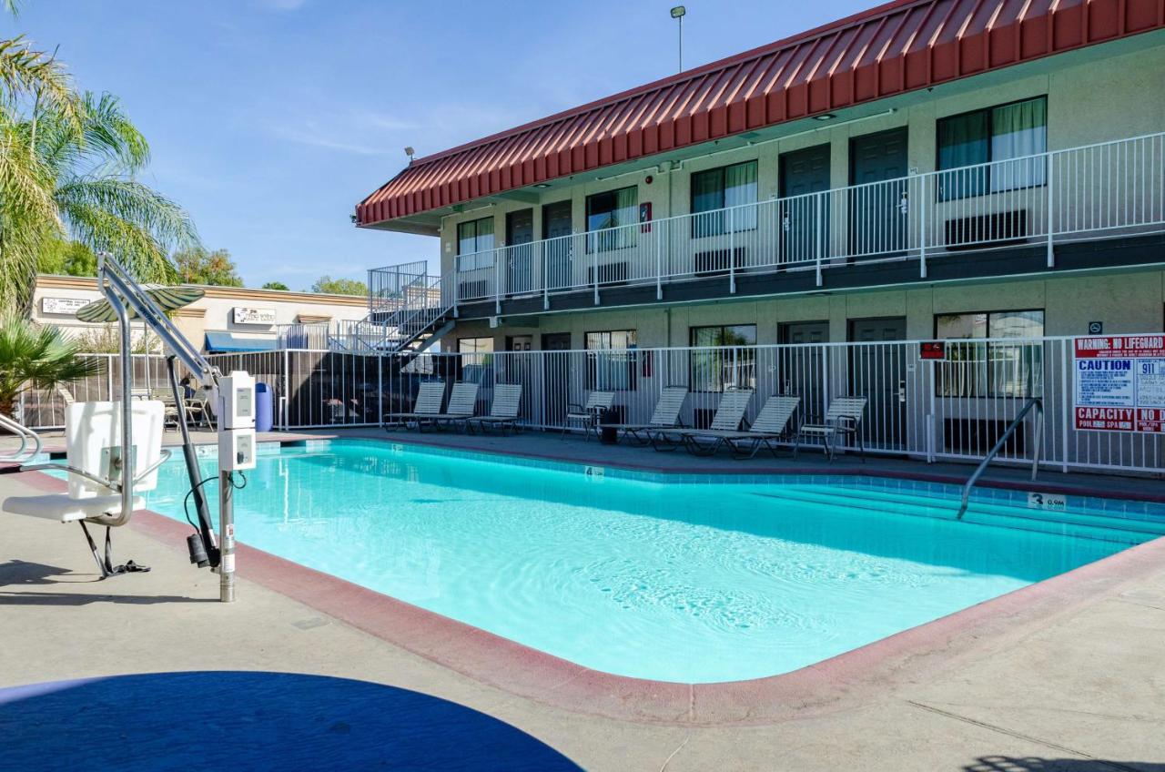 | Studio 6-Fresno, CA - Extended Stay