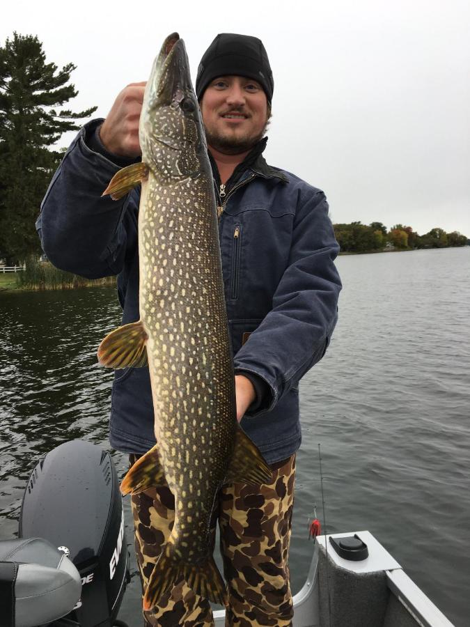 | Curriers Lakeview Lodge