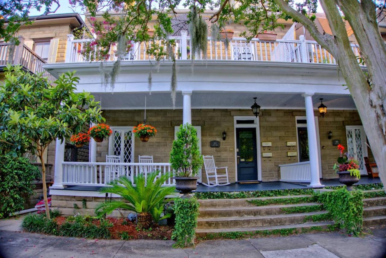 | Beautiful 6 Bed, 5 Bath Historic Savannah Home