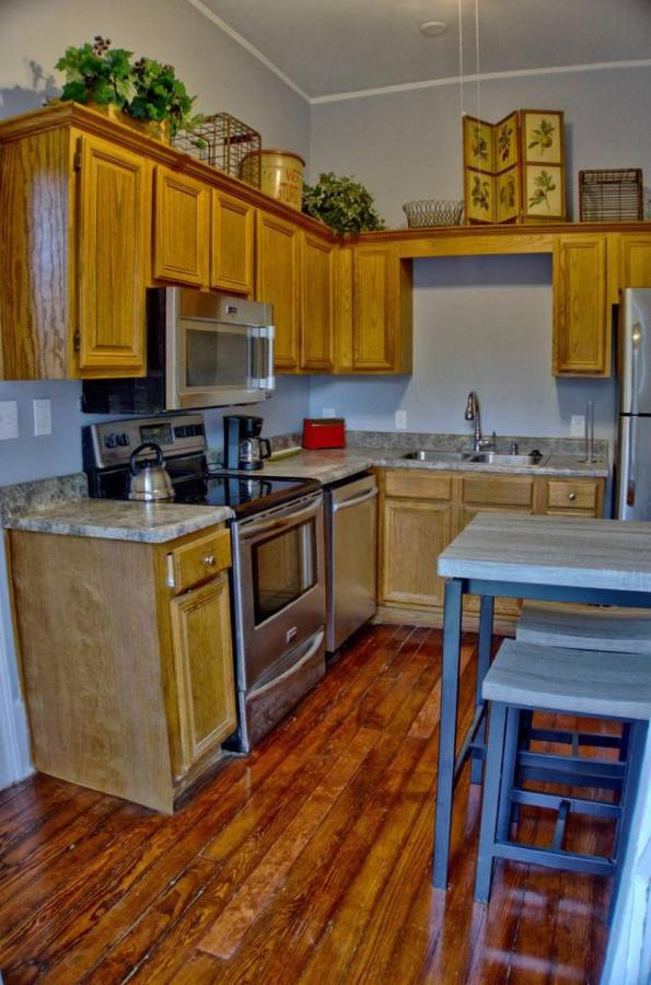 | Beautiful 6 Bed, 5 Bath Historic Savannah Home