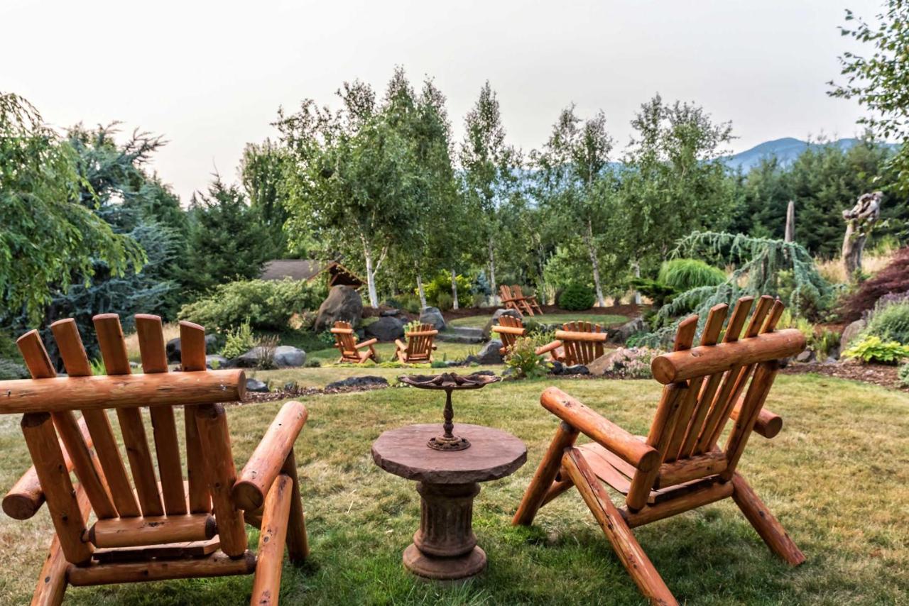 | Carson Ridge Luxury Cabins