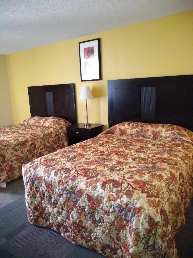  | Red Carpet Inn-Macon
