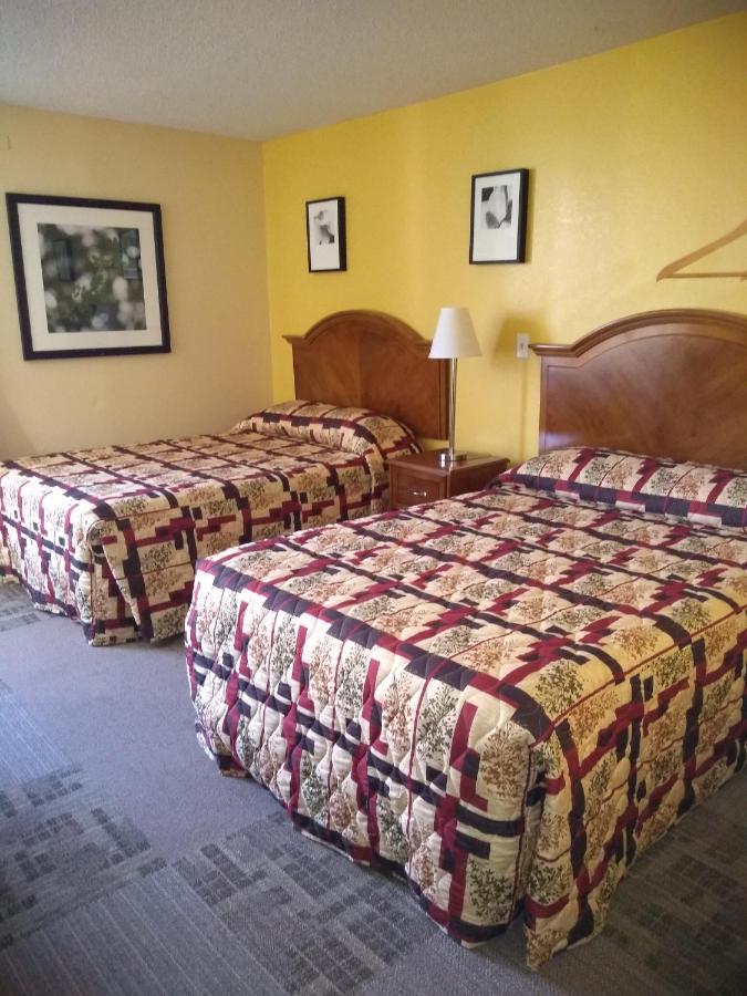  | Red Carpet Inn-Macon