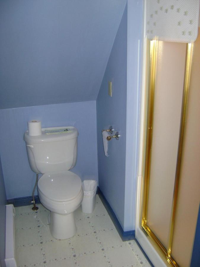 | Four Creeks Bed&Breakfast