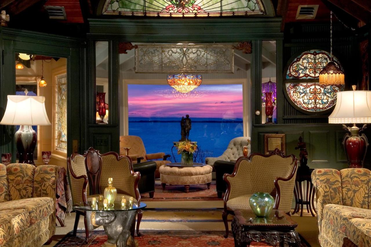 | Lands End Inn - Adults Only