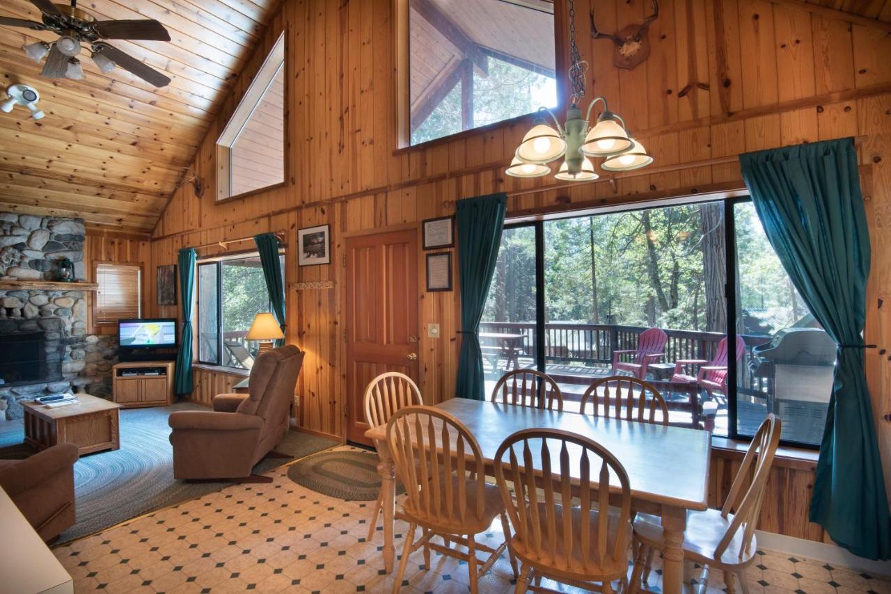 | 24 Wawona Cabin