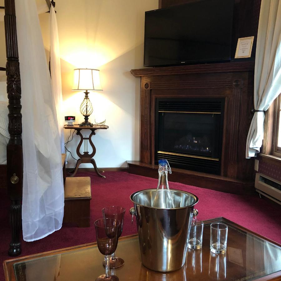 | Otter Creek Inn Eau Claire-Altoona