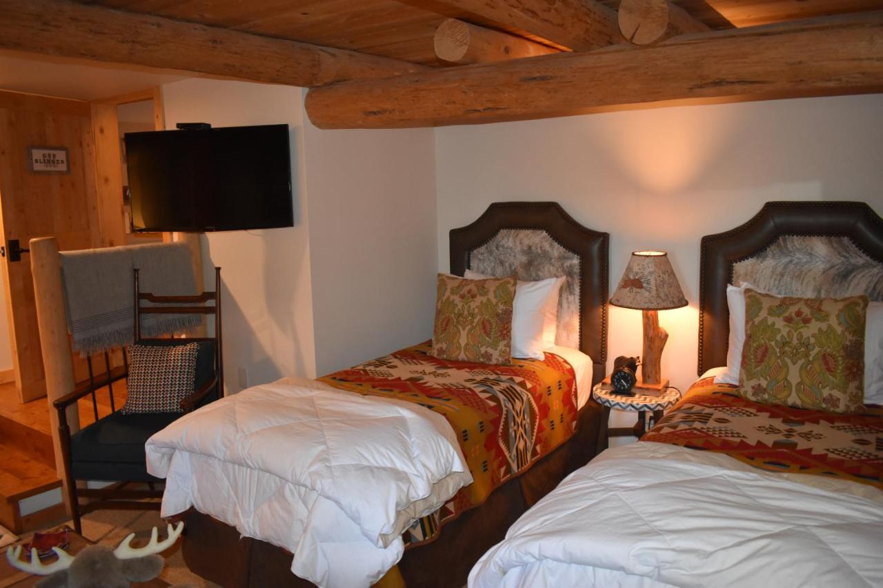 | Jackson Hole Hideout