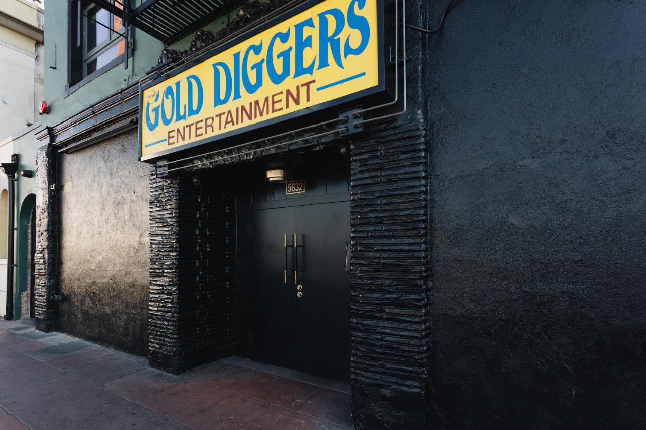 | Gold-Diggers