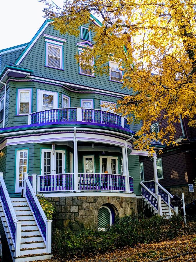 | The Coolidge Corner Guest House: A Brookline Bed and Breakfast