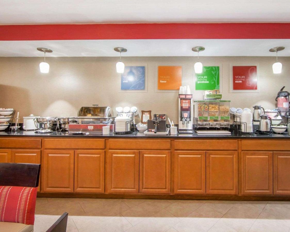 | Comfort Inn at Royal Blue
