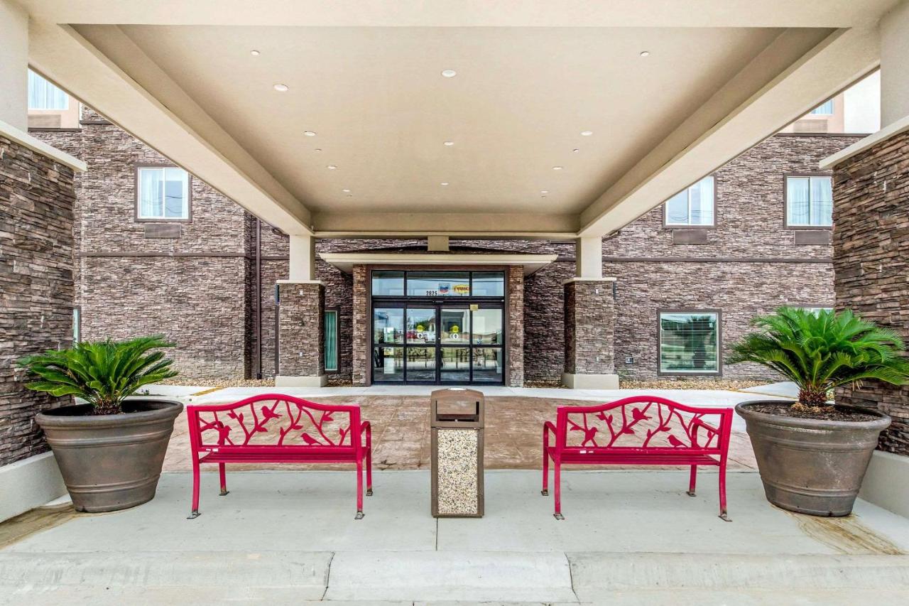 | Sleep Inn & Suites - Bryan