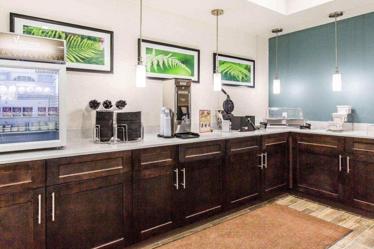 | Sleep Inn & Suites - Bryan