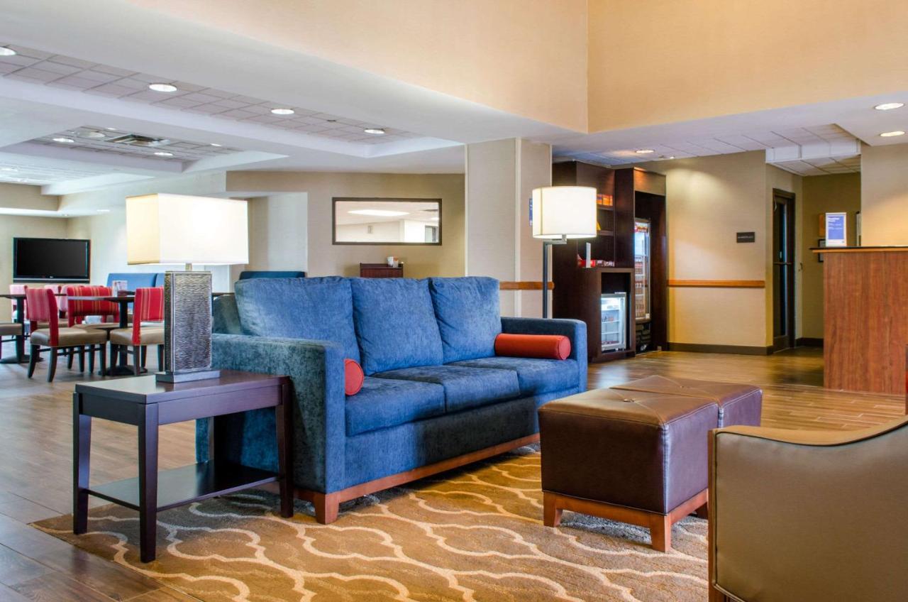  | Comfort Inn & Suites