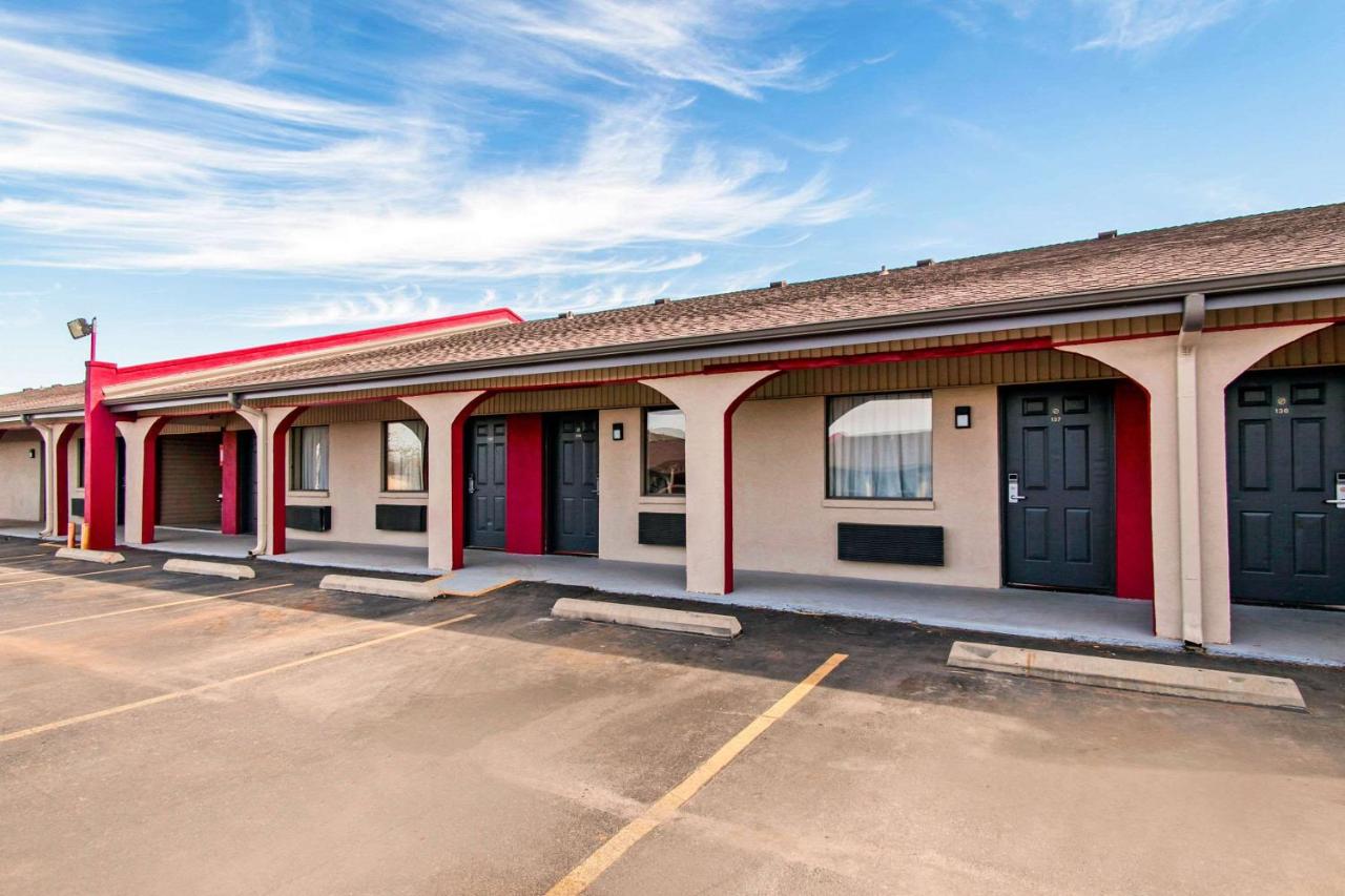 | Rodeway Inn - Pauls Valley