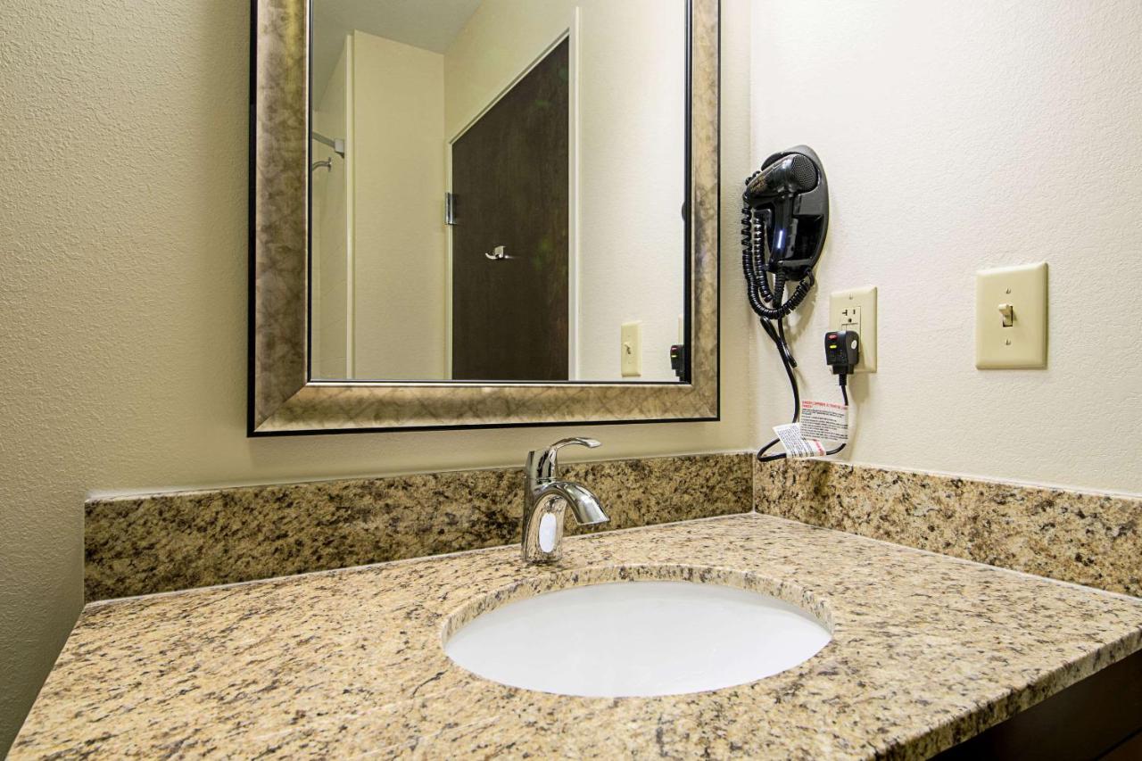 | MainStay Suites Geismar - Gonzales