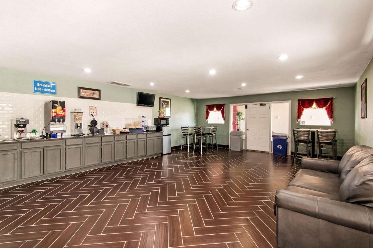 | Rodeway Inn - Pauls Valley