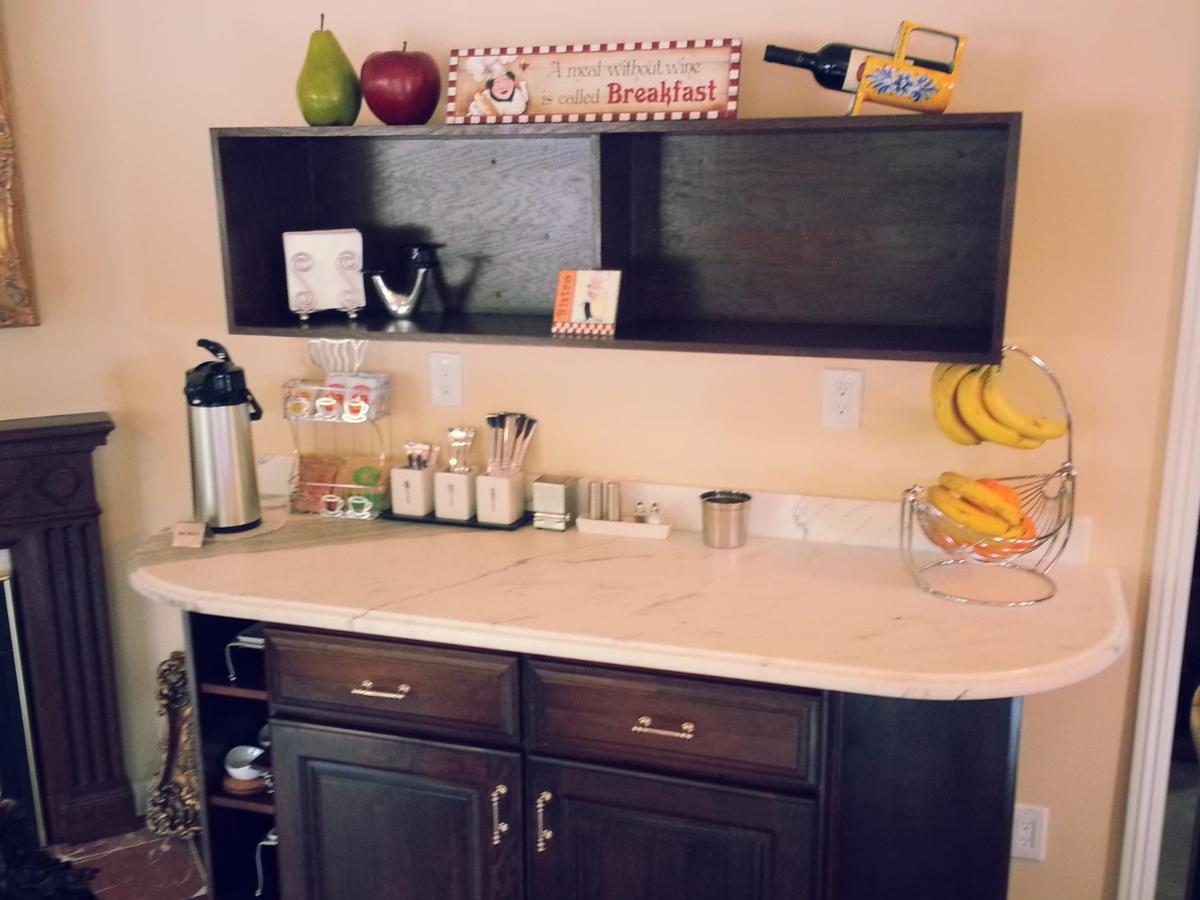  | The Vendange Carmel Inn & Suites