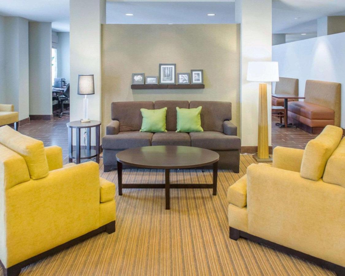 | Sleep Inn & Suites Defuniak Springs