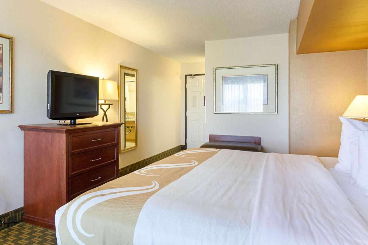  | Quality Inn Fairmont