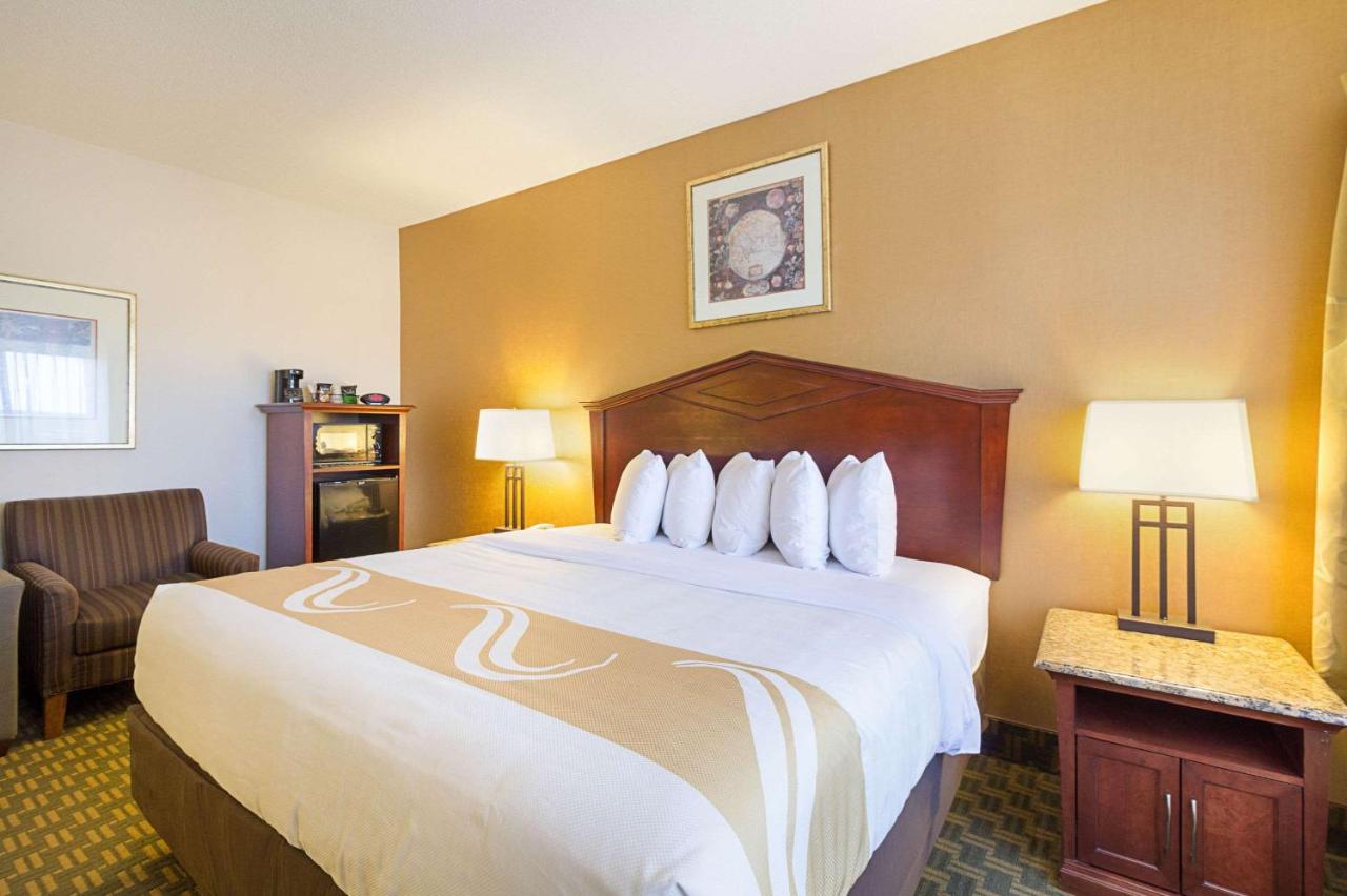  | Quality Inn Fairmont