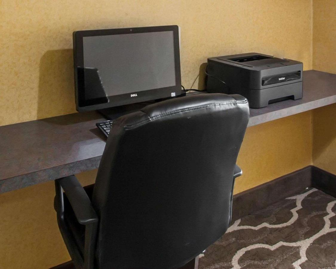 | Quality Inn Hayti North