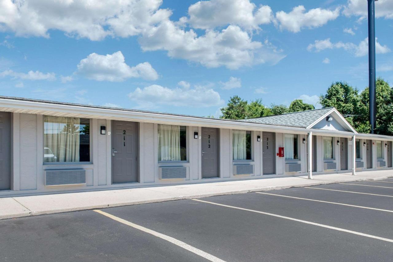 | Rodeway Inn Sharonville