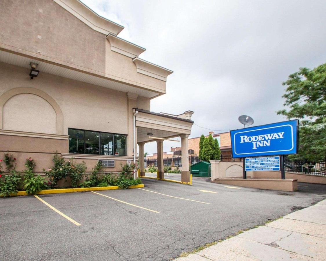 | Rodeway Inn Paterson New Jersey