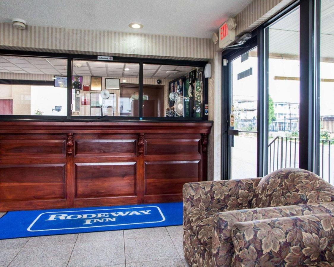 | Rodeway Inn Paterson New Jersey