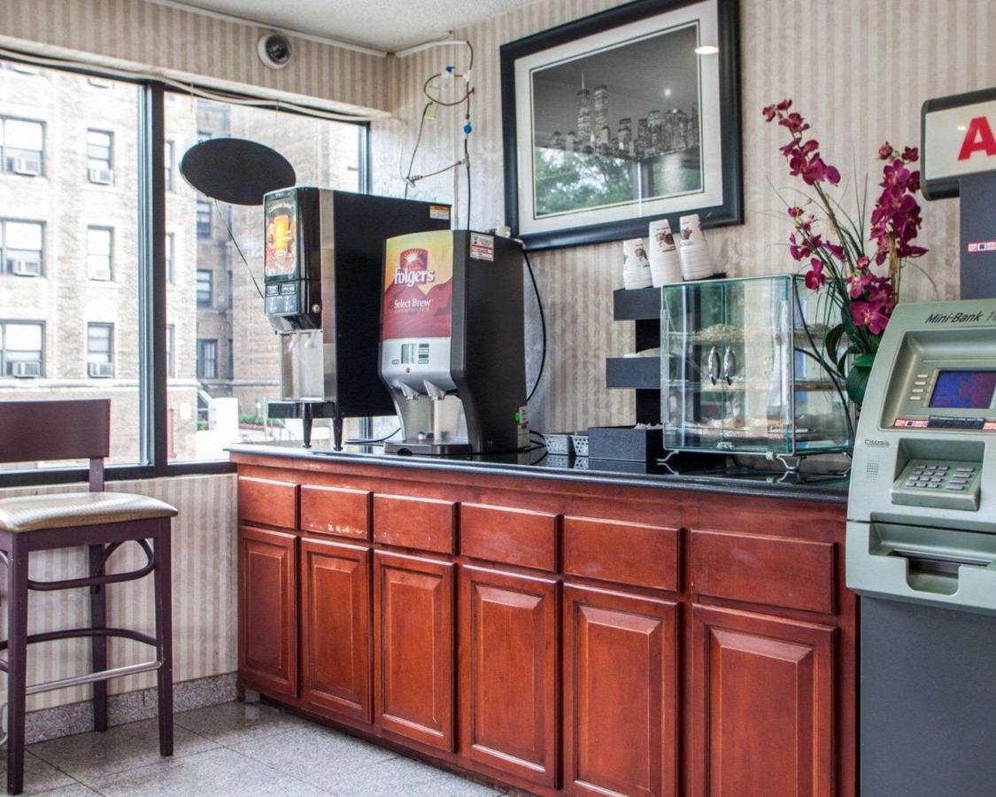 | Rodeway Inn Paterson New Jersey