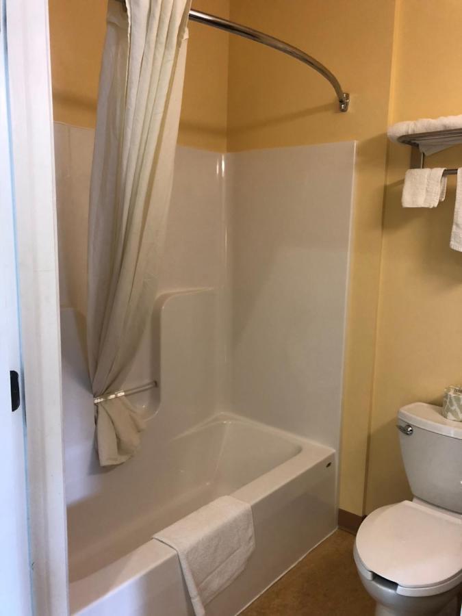 | Budget Inn Williamsport