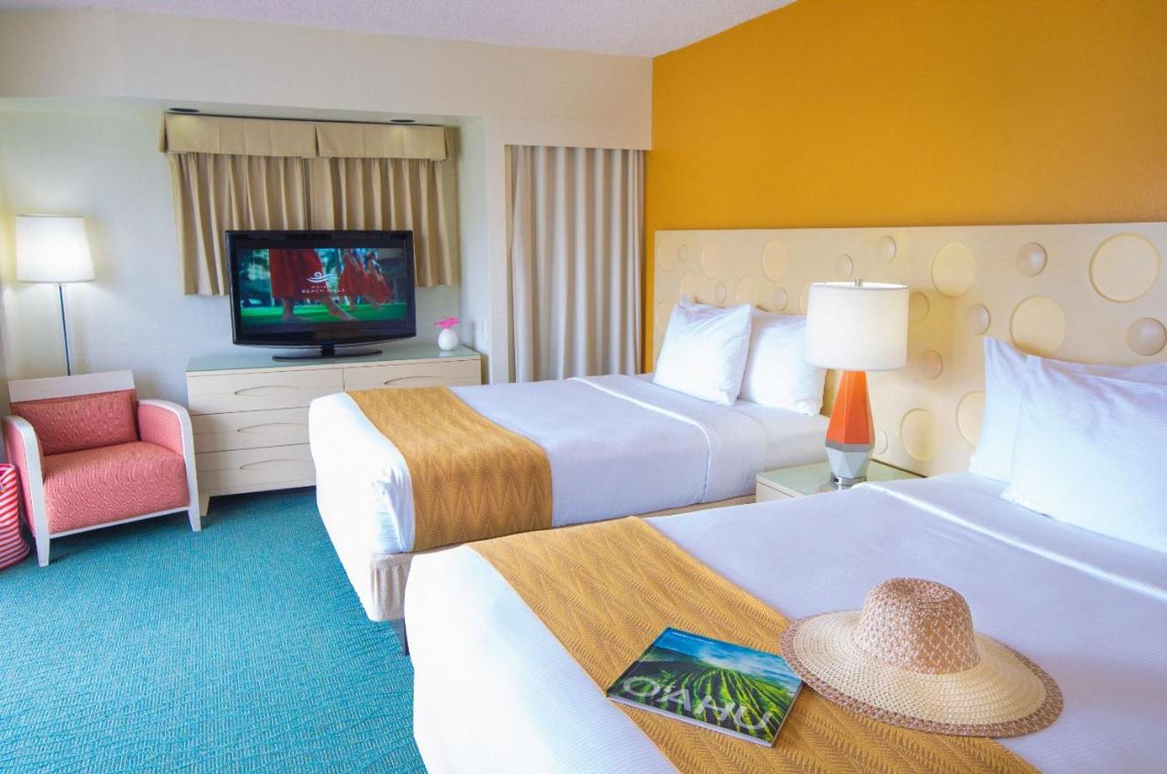 City View Double Double Room at Coconut Waikiki Hotel