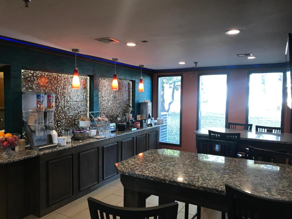  | Super 8 by Wyndham Fayetteville