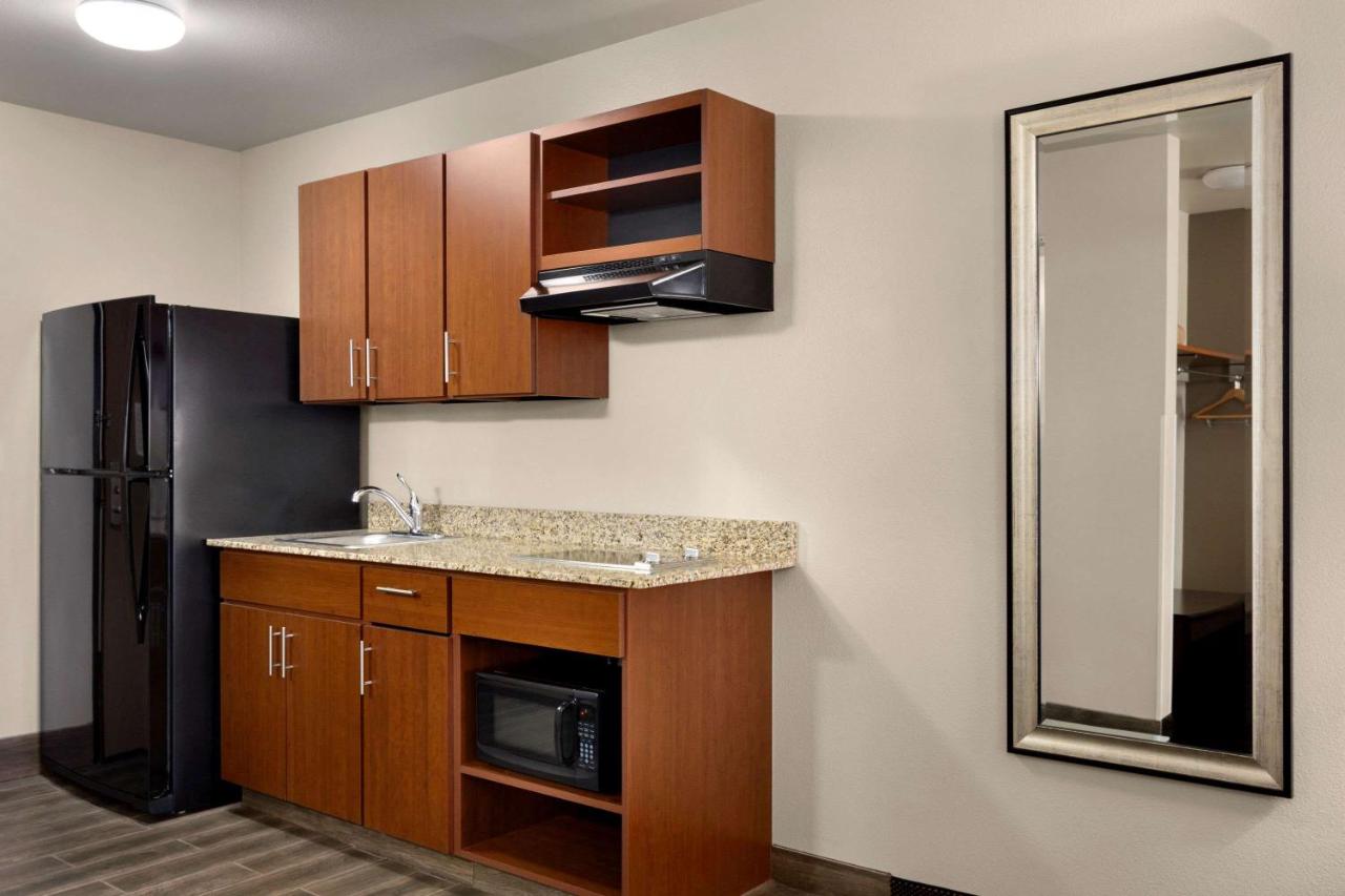 Queen Studio - Non-Smoking at Baymont by Wyndham Glendive