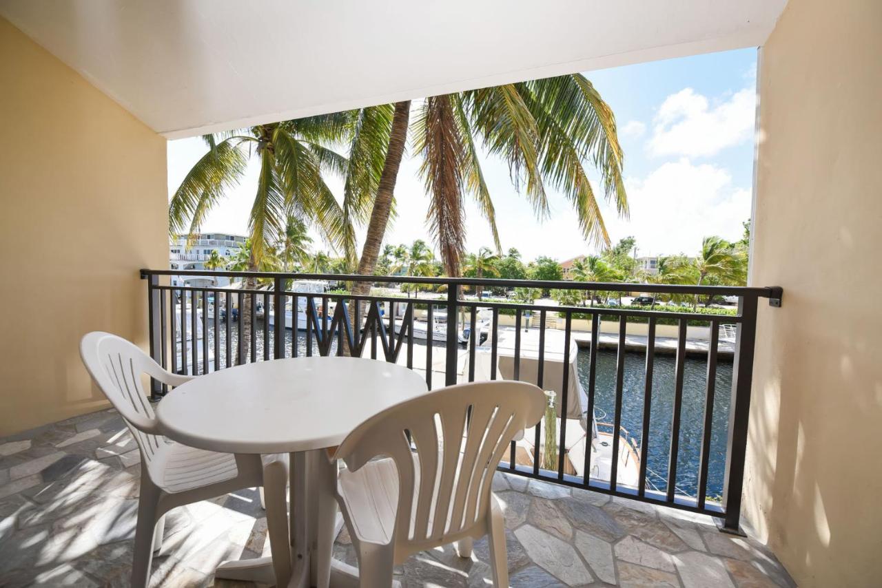 Hearing Impaired King Suite with Balcony - Non Smoking at Waterside Suites & Marina