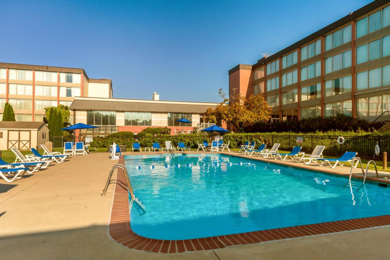  | Chester Hotel and Conference Center