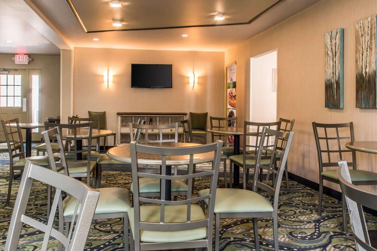 | Quality Inn Bedford