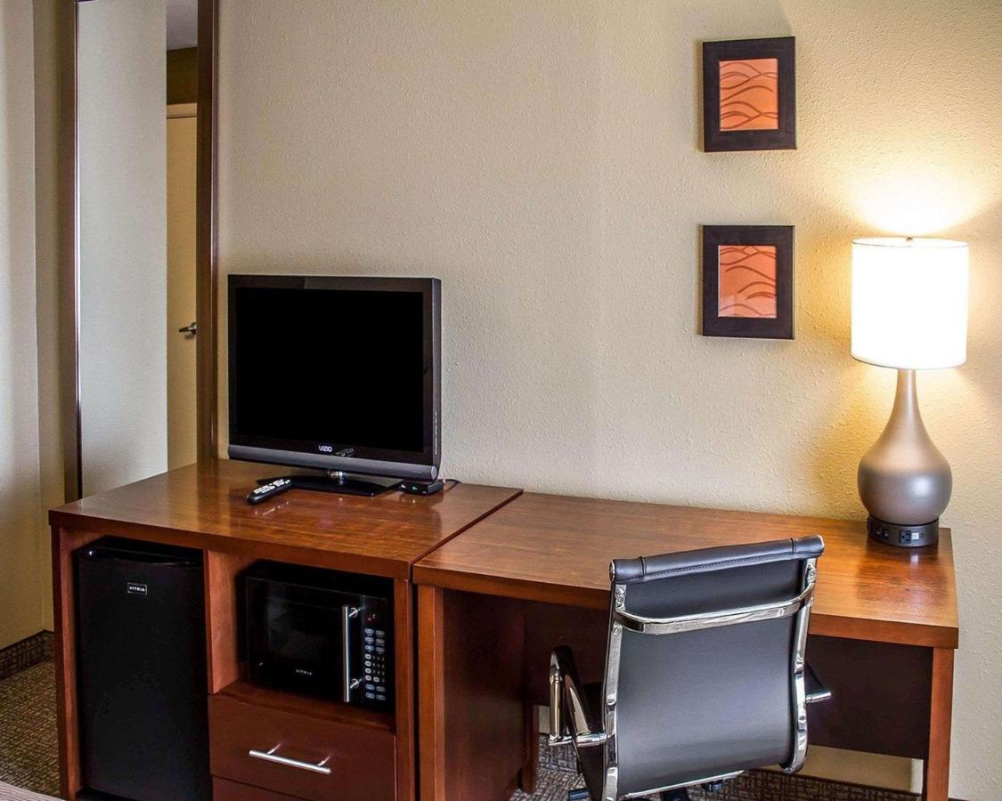 King Room - Disability Access at Comfort Inn Roseburg