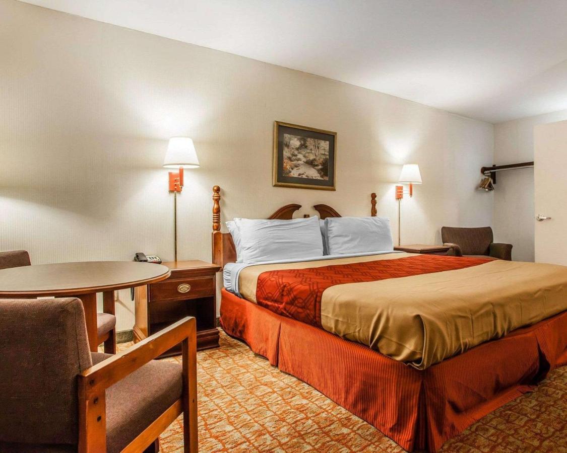 | Econo Lodge Douglassville-Pottstown