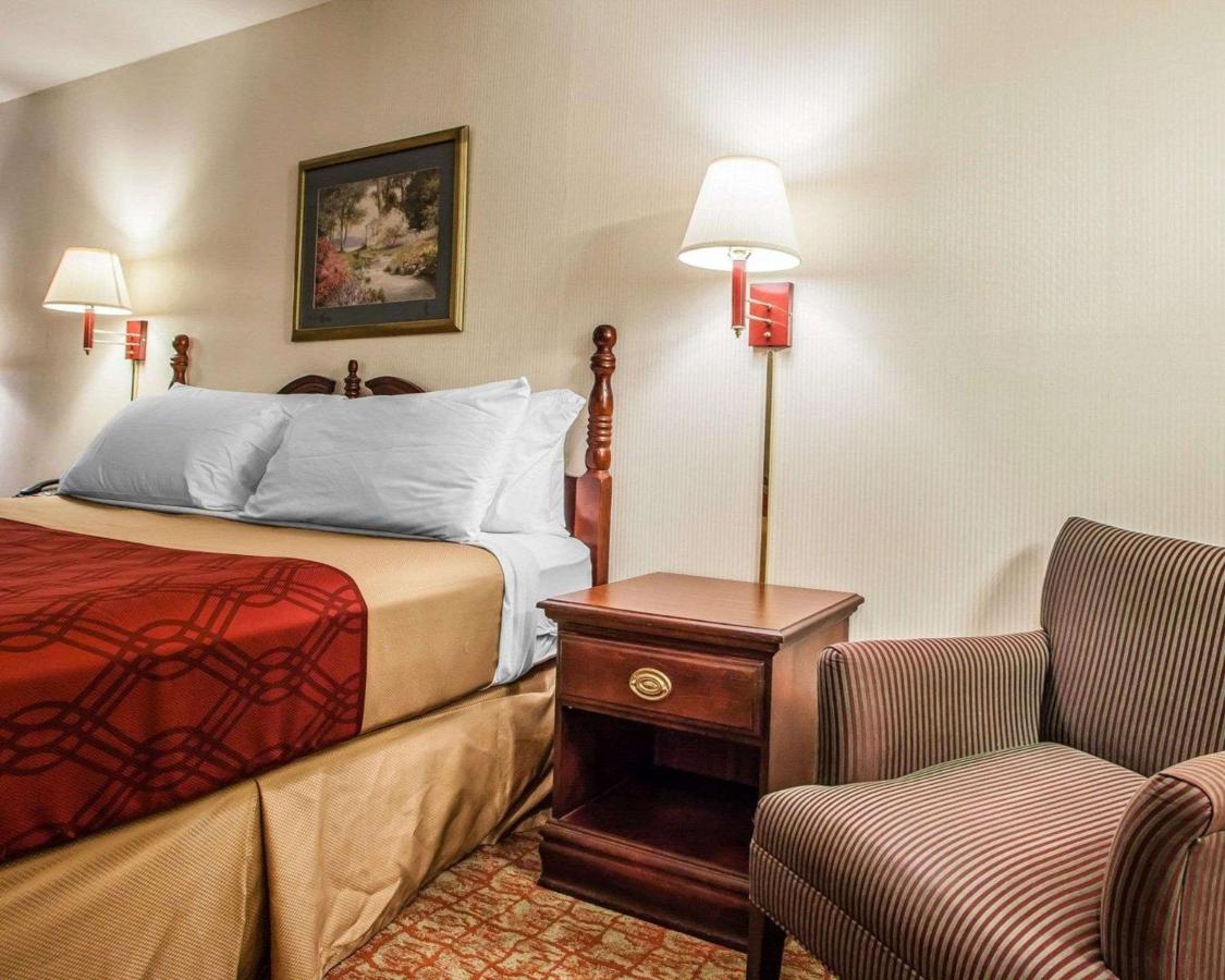 | Econo Lodge Douglassville-Pottstown