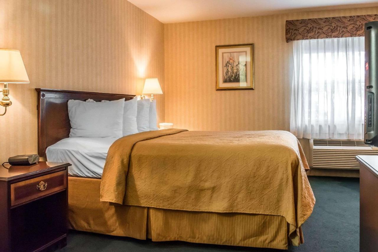  | Quality Inn Pittsburgh Airport